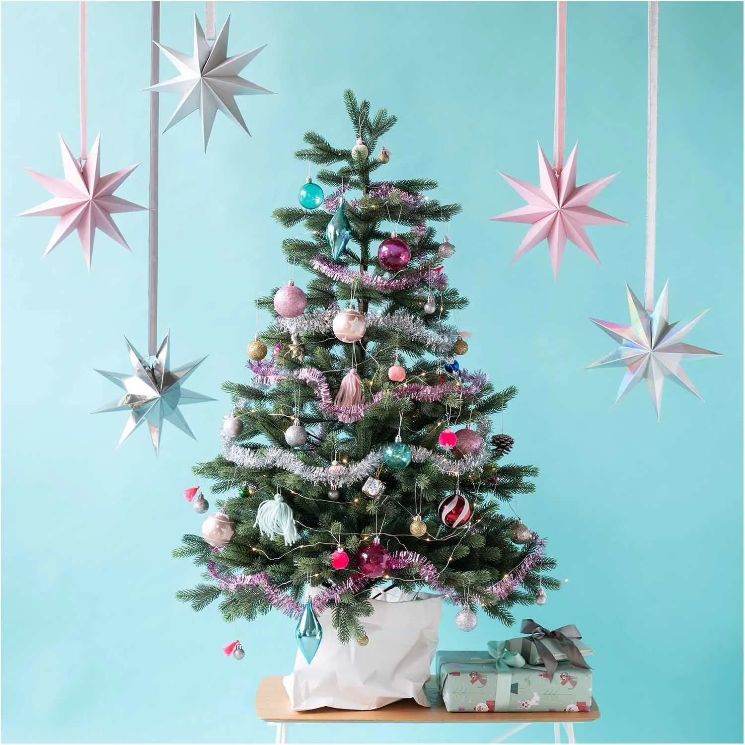 28cm Scandinavian Star Decoration - Iridescent