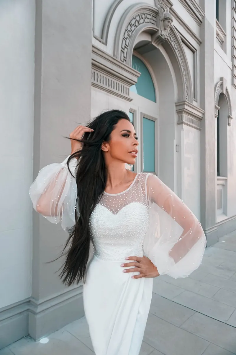 Anissa Midi White