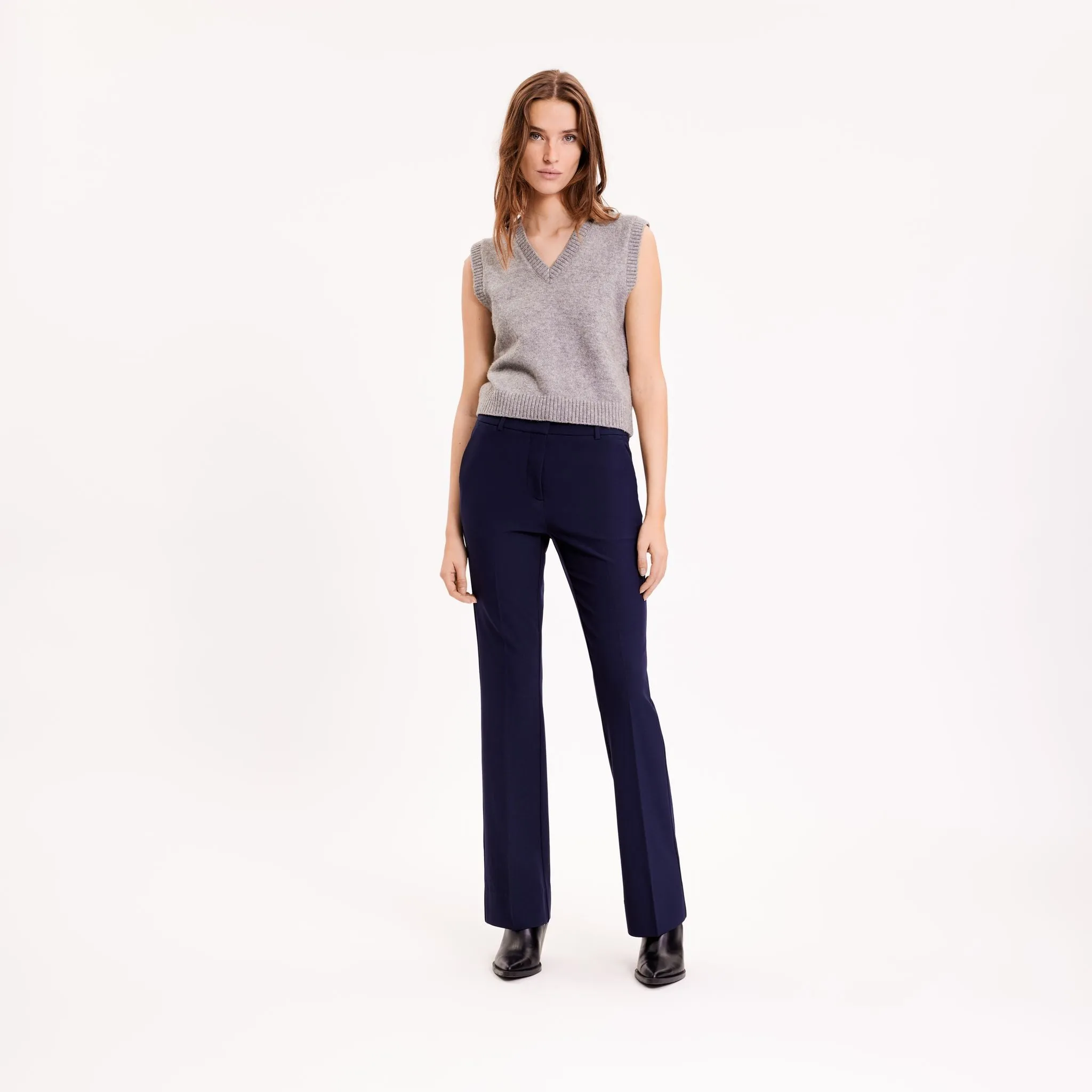 ClaraFV 049 Navy