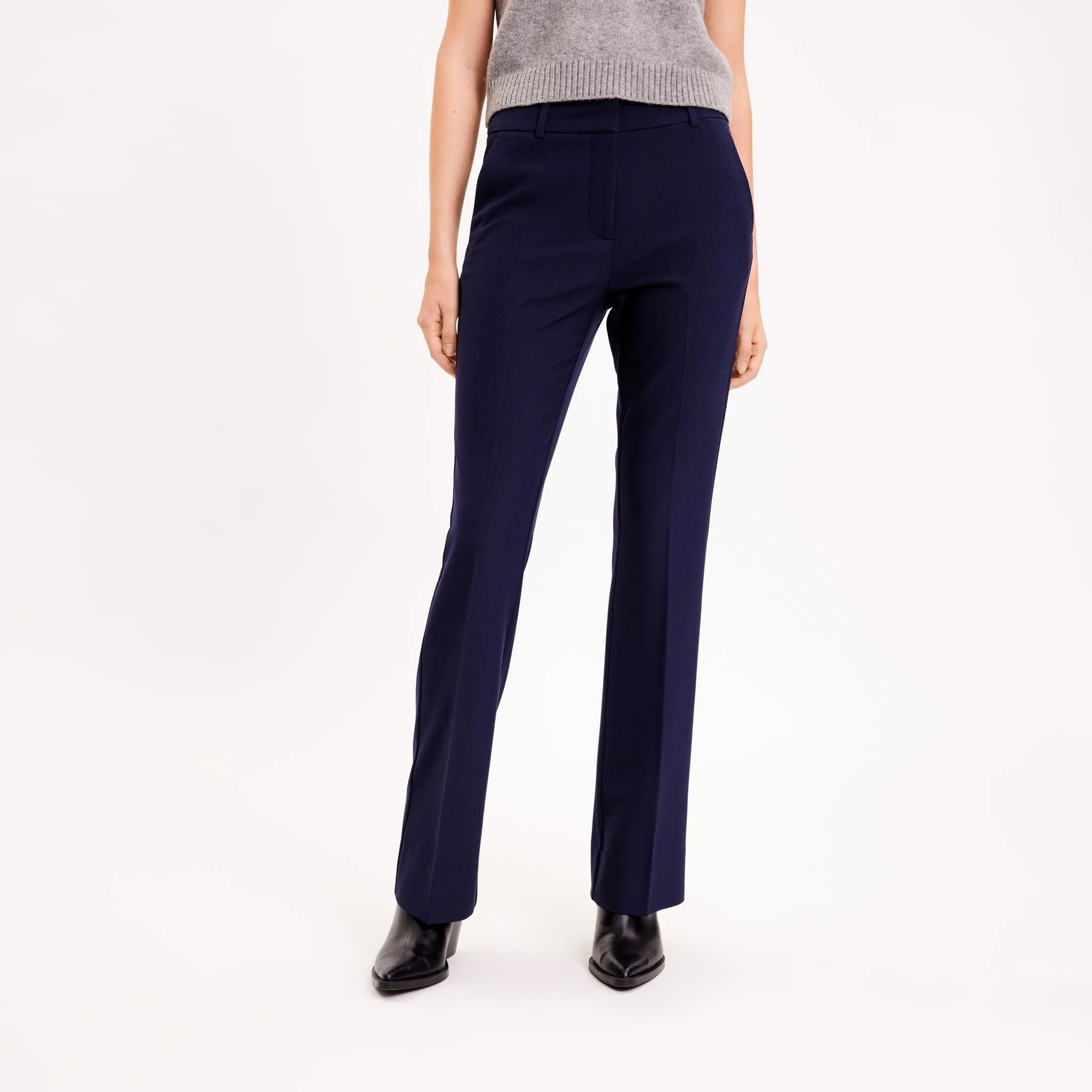 ClaraFV 049 Navy