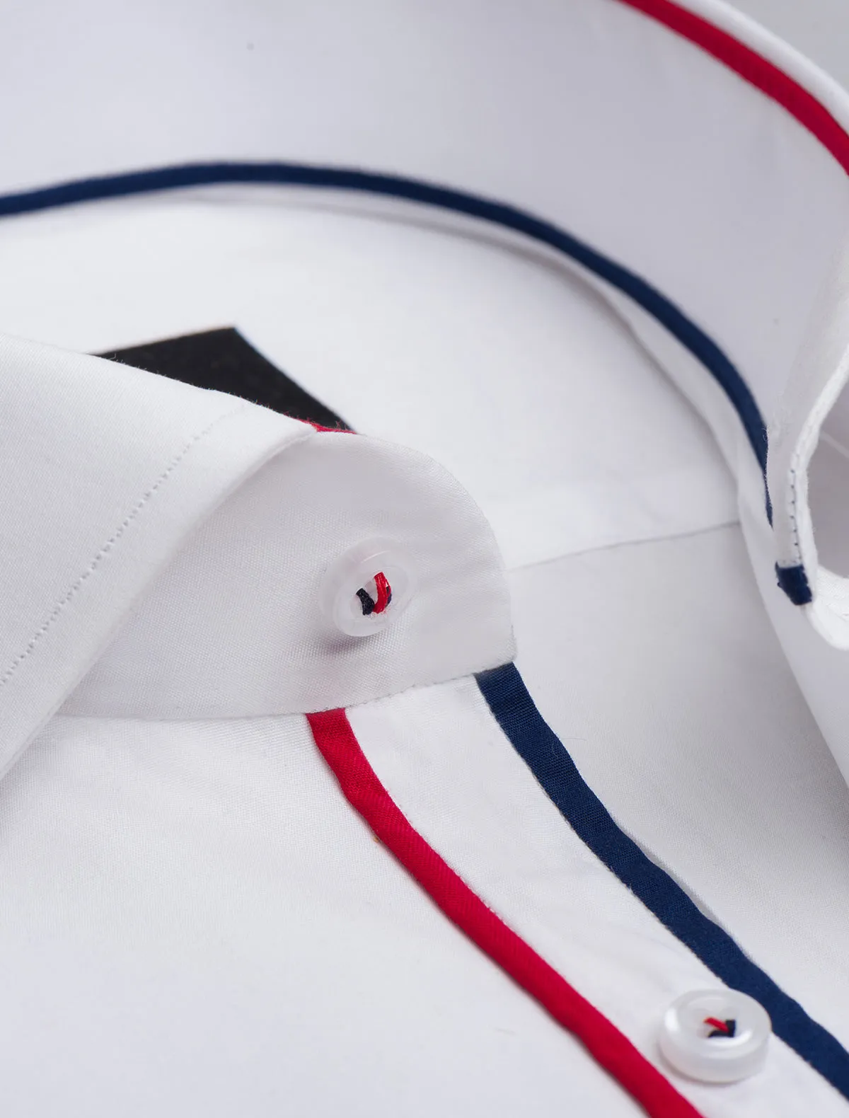 CLASSIC WHITE SHIRT WITH PIPING DETAILS