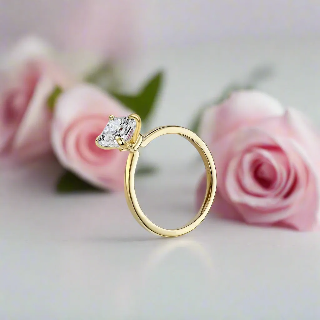 Crushed Ice Cut Sapphire Solitaire Engagement Ring