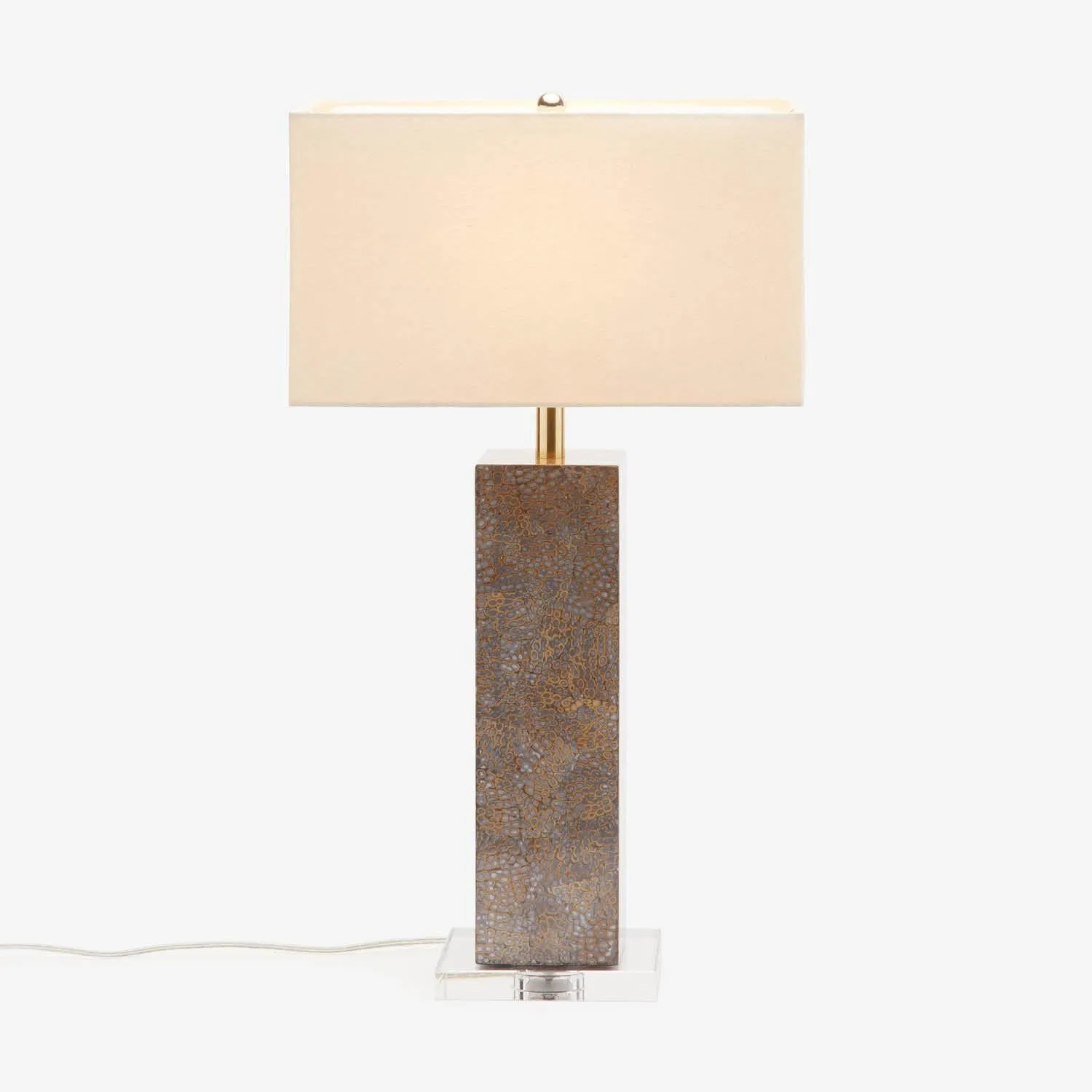 Della Lamp