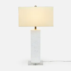 Della Lamp