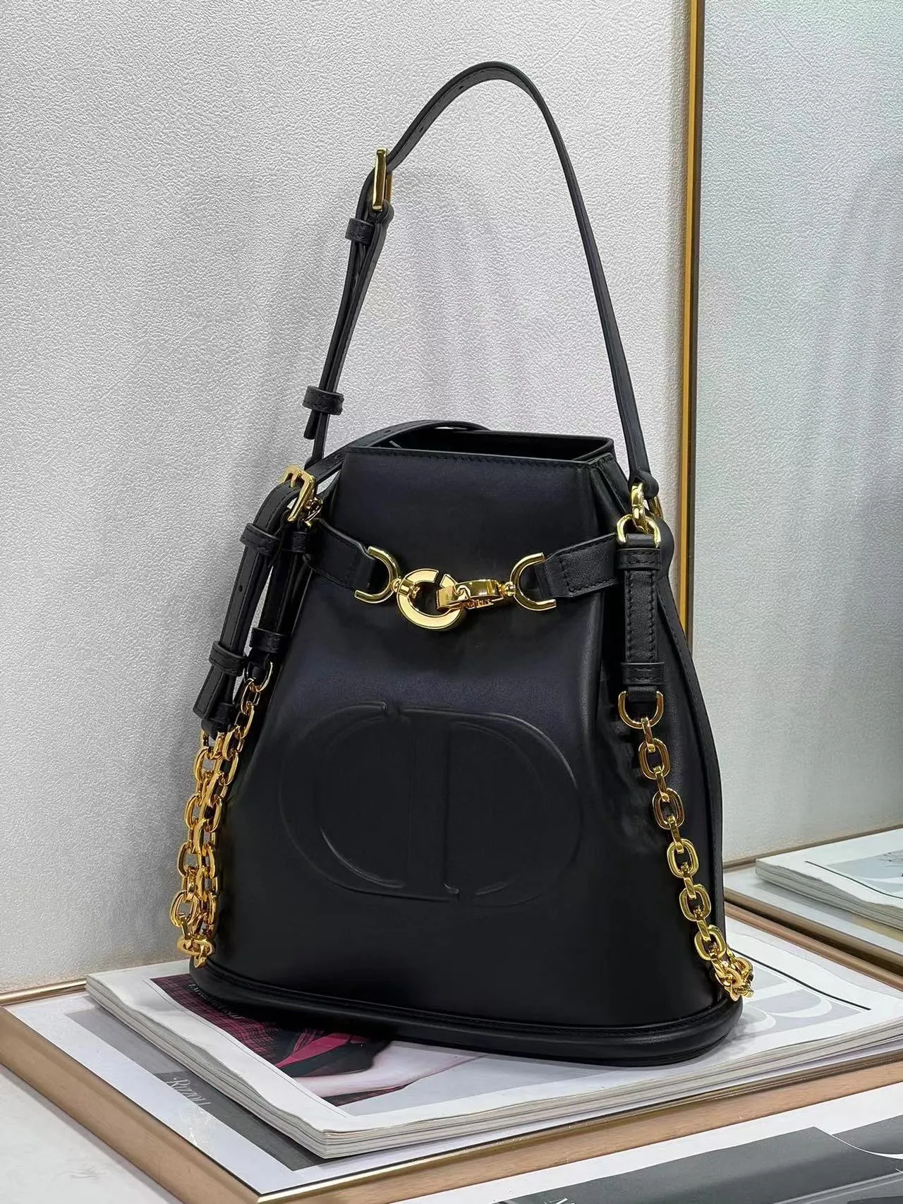 DR341 Medium C'est Dior Bag / 9.5 x 10 x 4 inches