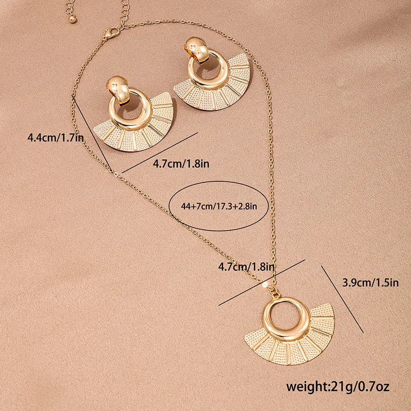 Fan-Shaped Metal Geometric Jewelry Set with European and American Aesthetic