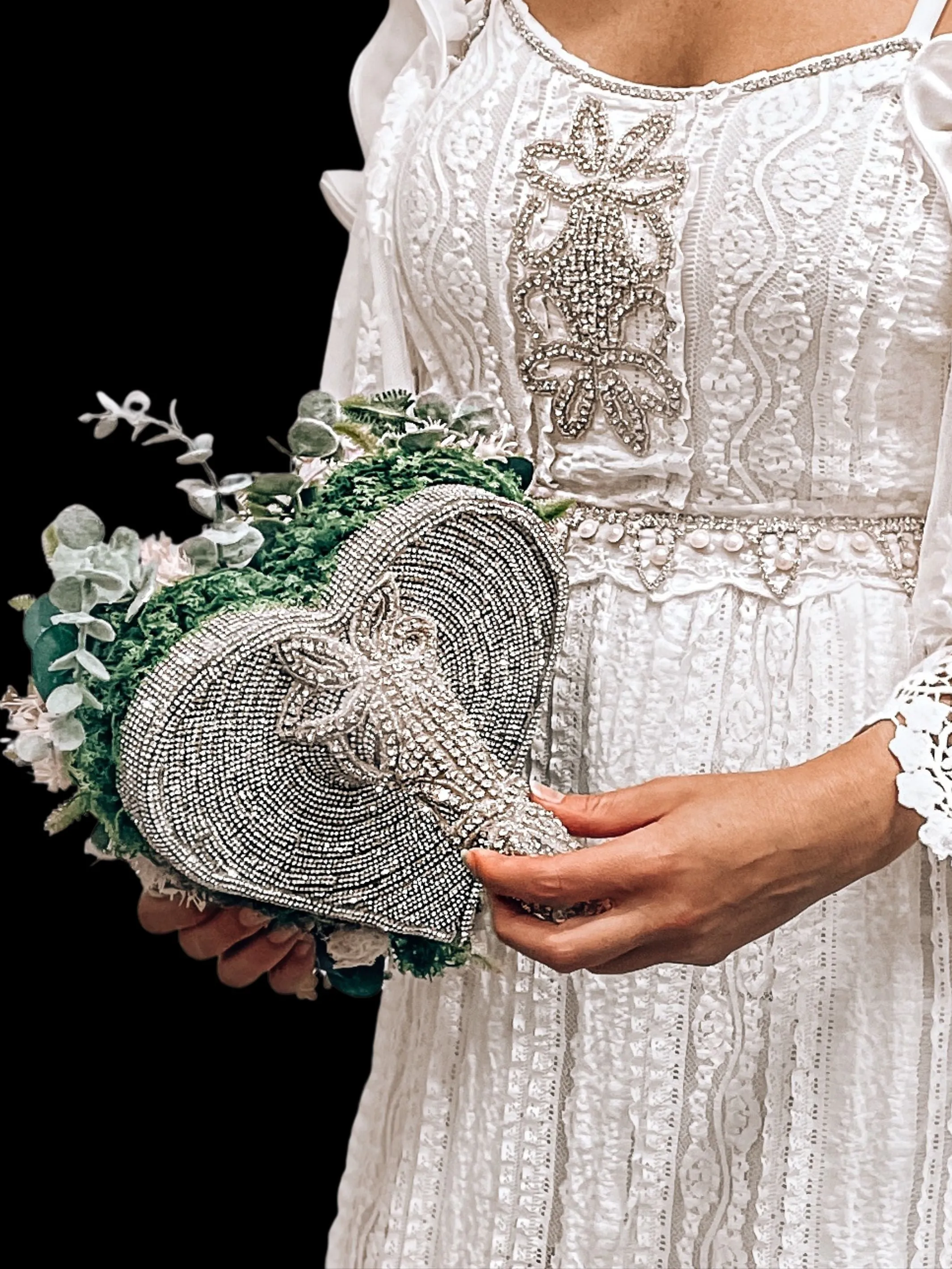 HEART SILK FLOWER BOUQUET