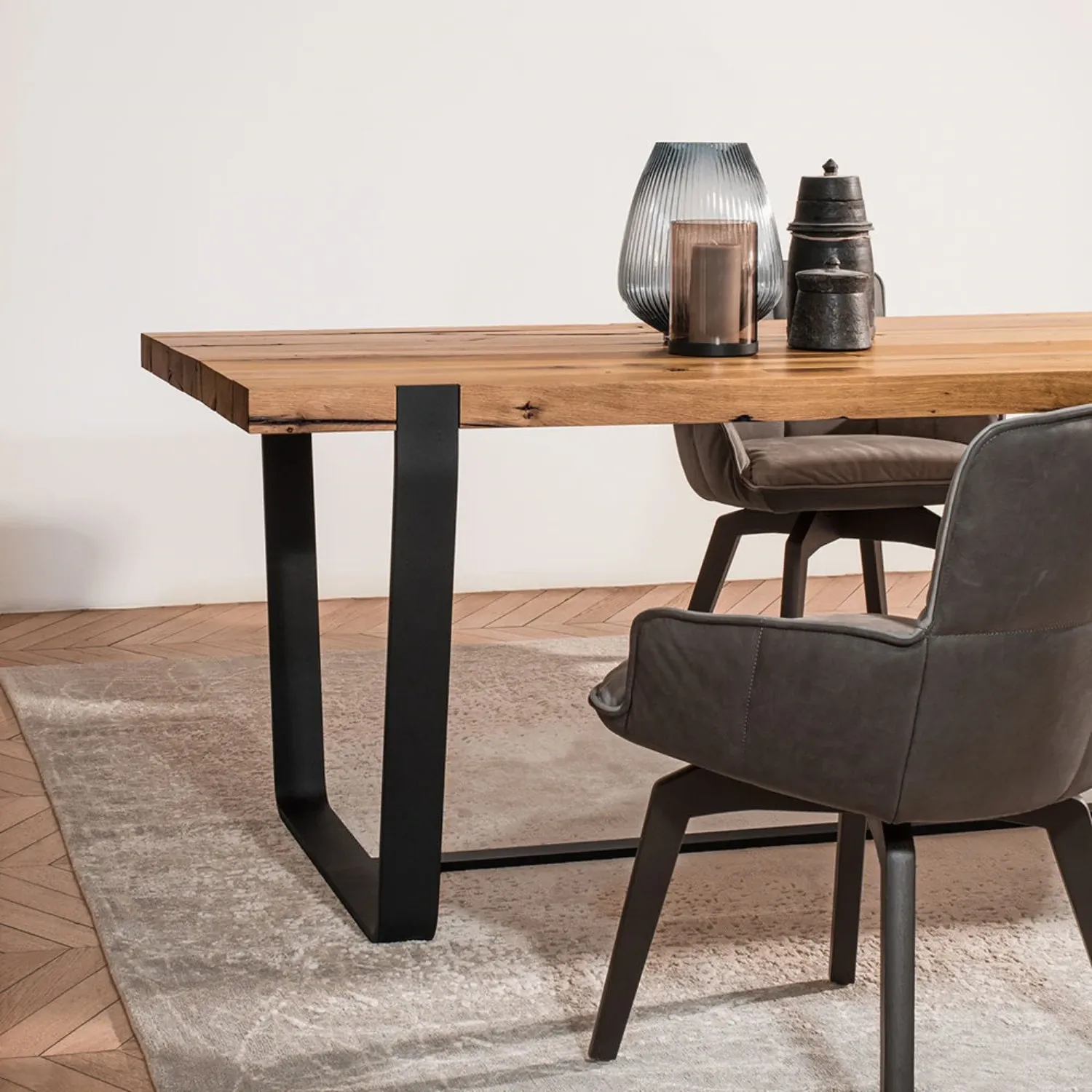 janua | bb 11 clamp table | oiled vintage oak 220x95cm