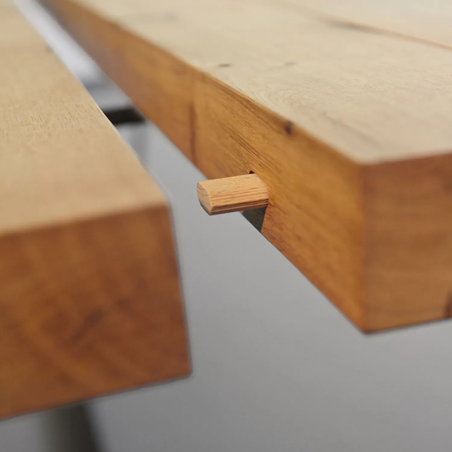 janua | bb 11 clamp table | oiled vintage oak 280x105cm
