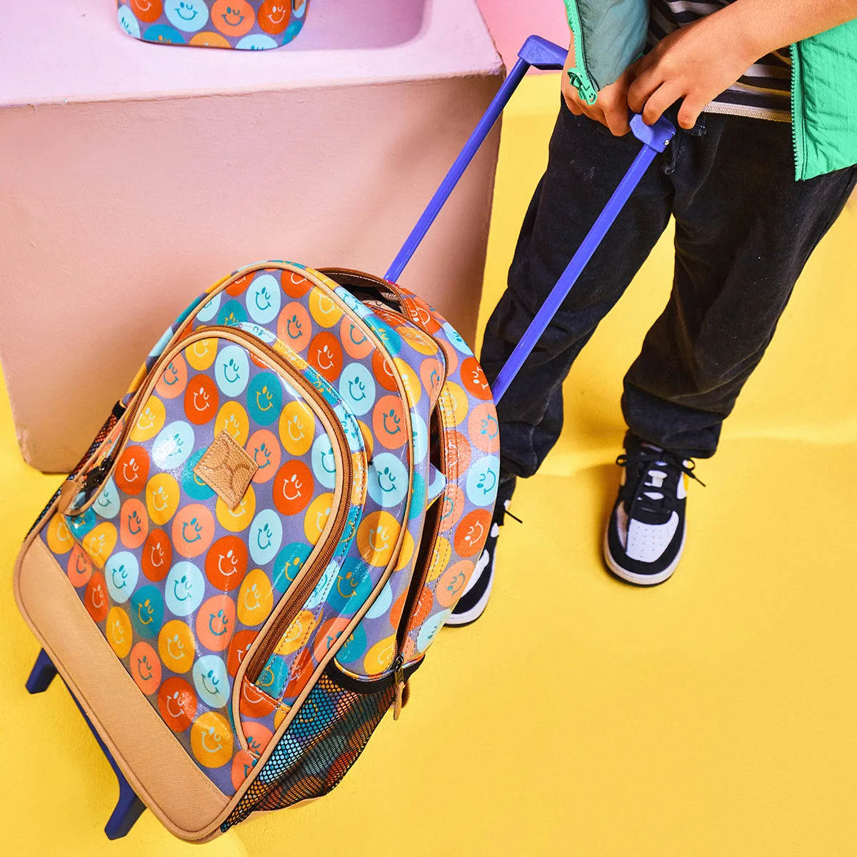 Kids Wheelie Backpack Black Handle