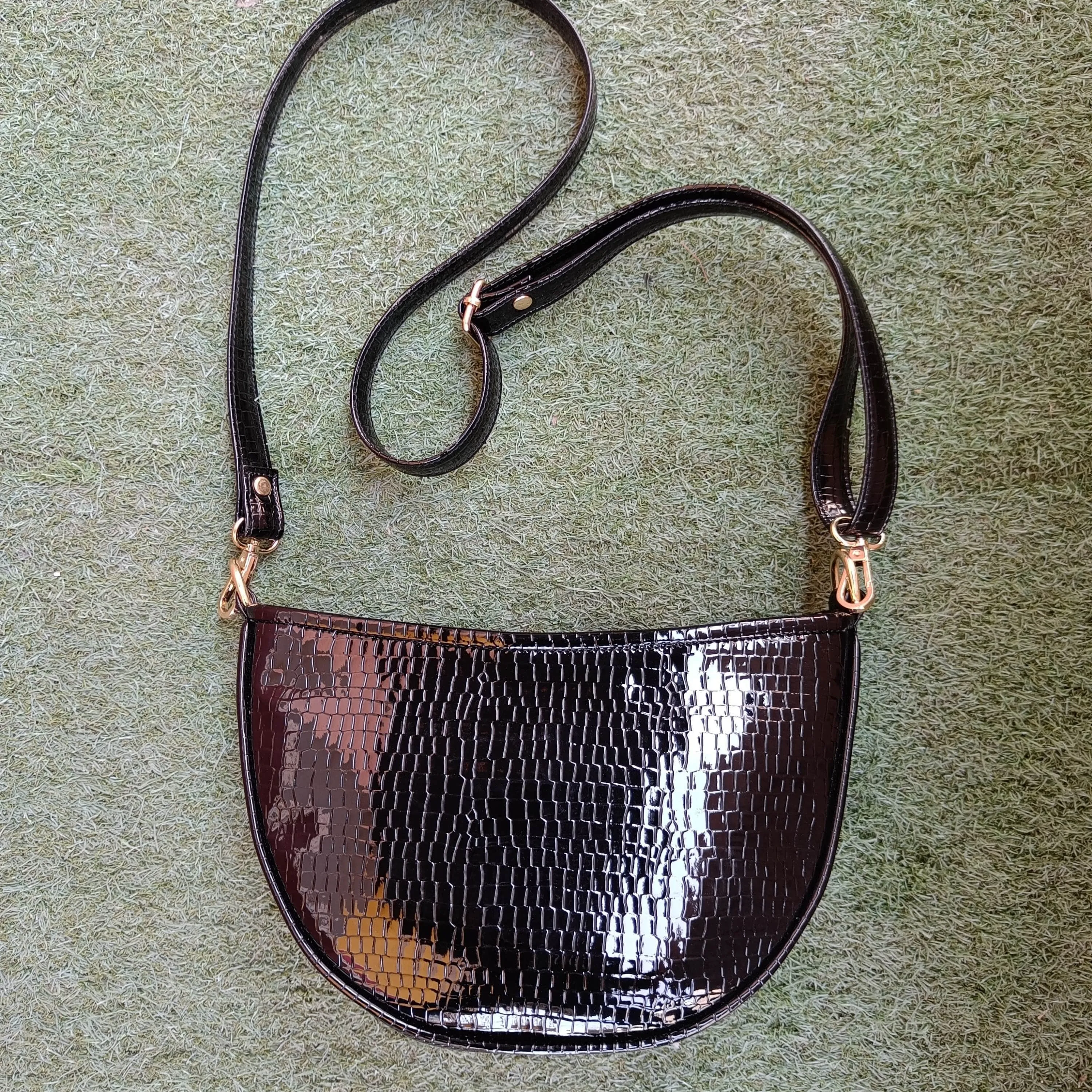 Latest Snake Pattern Shoulder Bag