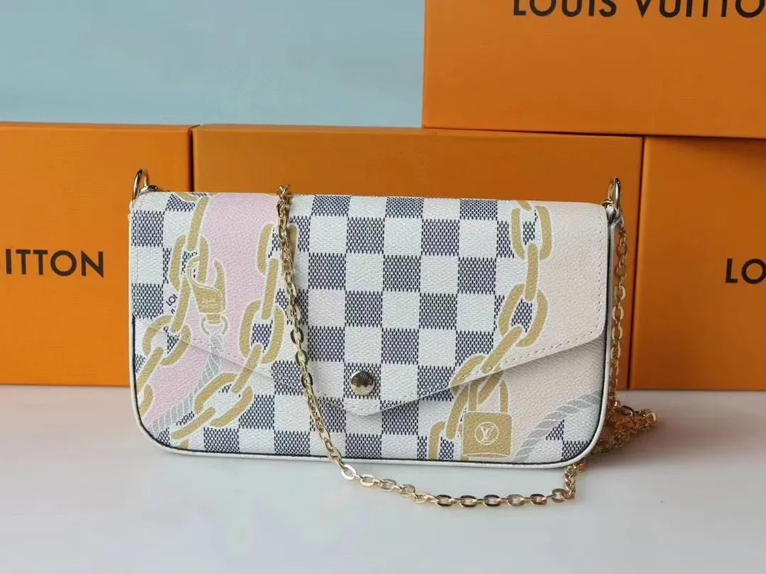 LB836 Félicie Pochette / 8.3 x 4.7 x 1.2 inches