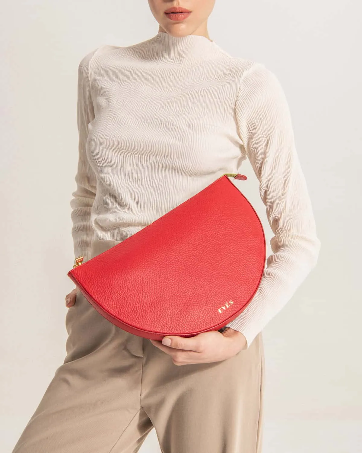 LEYZA Clutch - Red