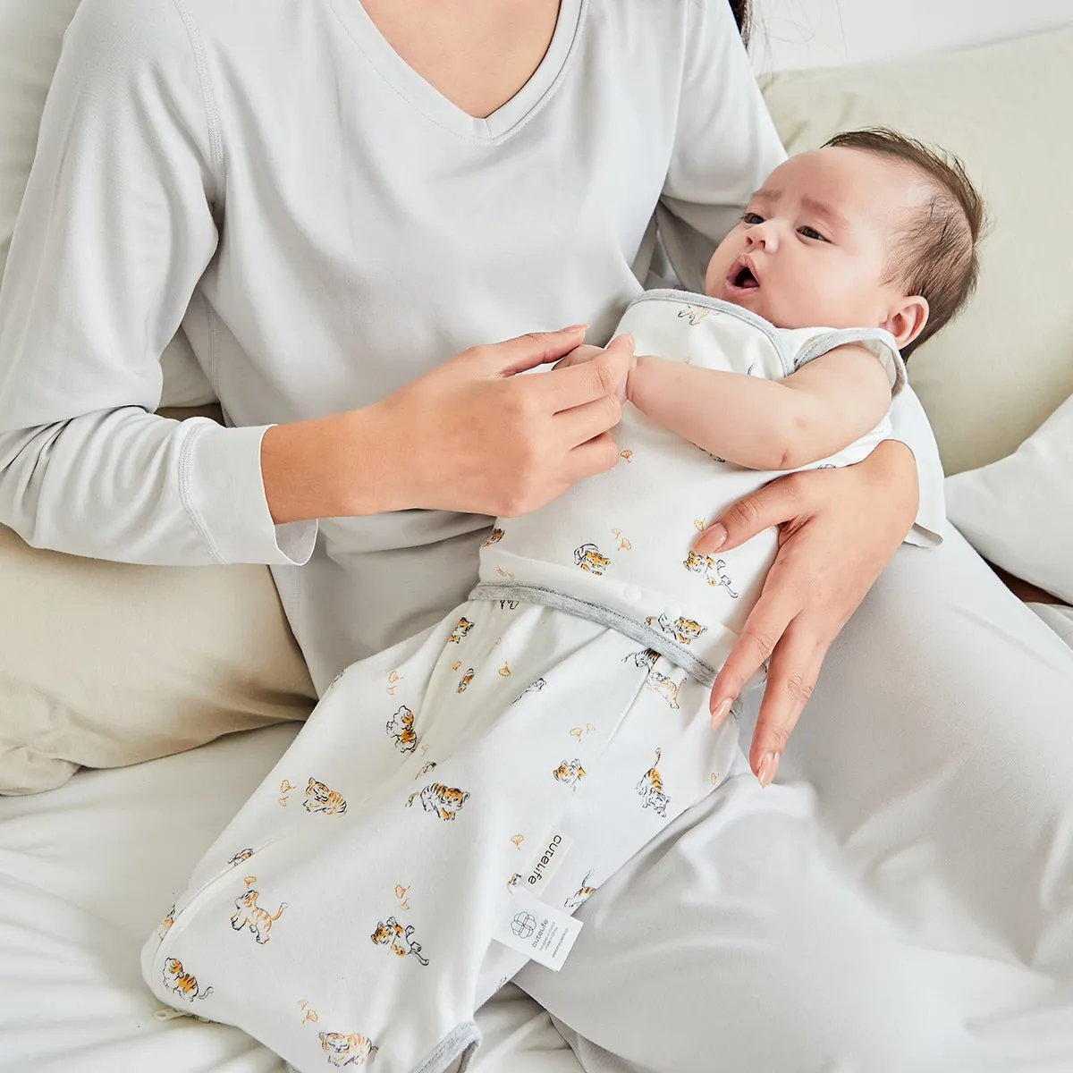 Lively Tiger Cotton Infant White Swaddle Sack