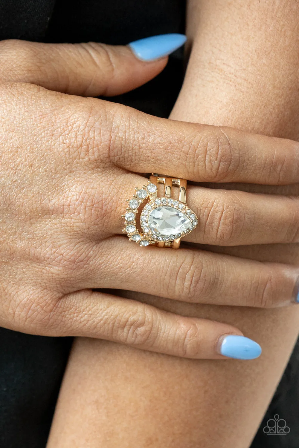 Open Door Jewelry - Elegantly Cosmopolitan - Gold Ring - Paparazzi Accessories