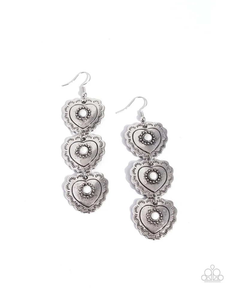 Paparazzi Earring ~ Vintage Allure - White