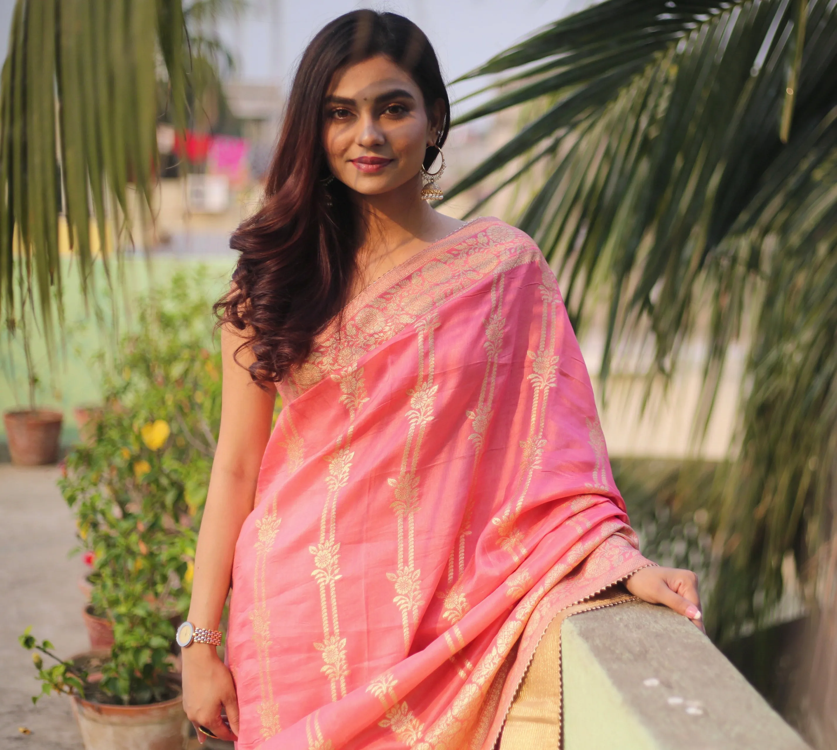 Red Color Banarasi Silk Saree with Beautiful Floral Motif