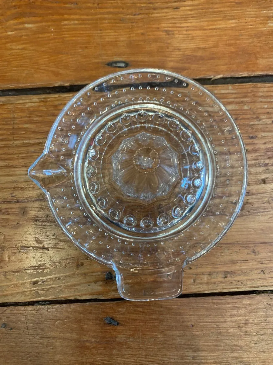 Regent Homeware - Citrus Squeezer - Glass