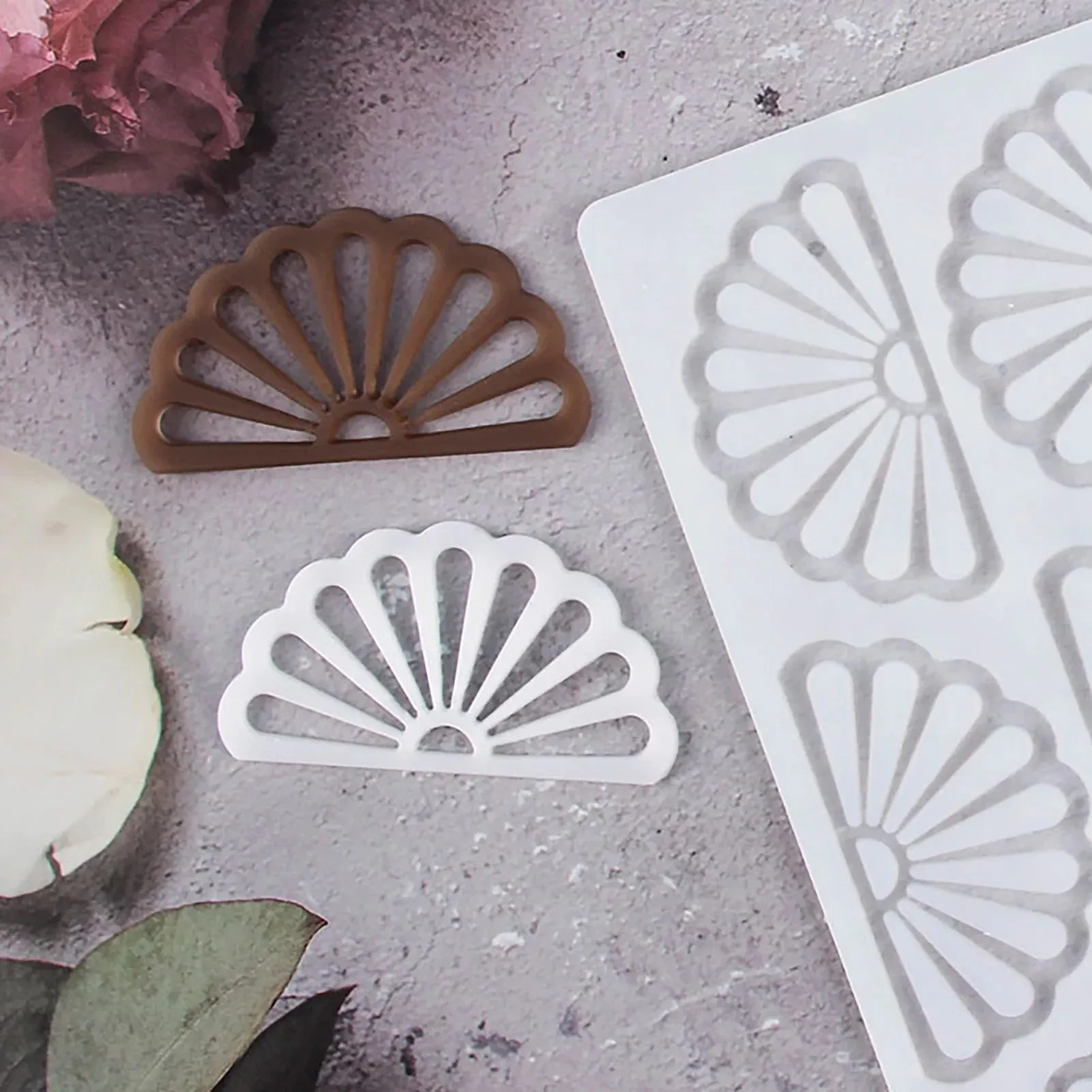 Silicon Mold Half Flower Shaped Garnishing Sheet for Cake Decoration