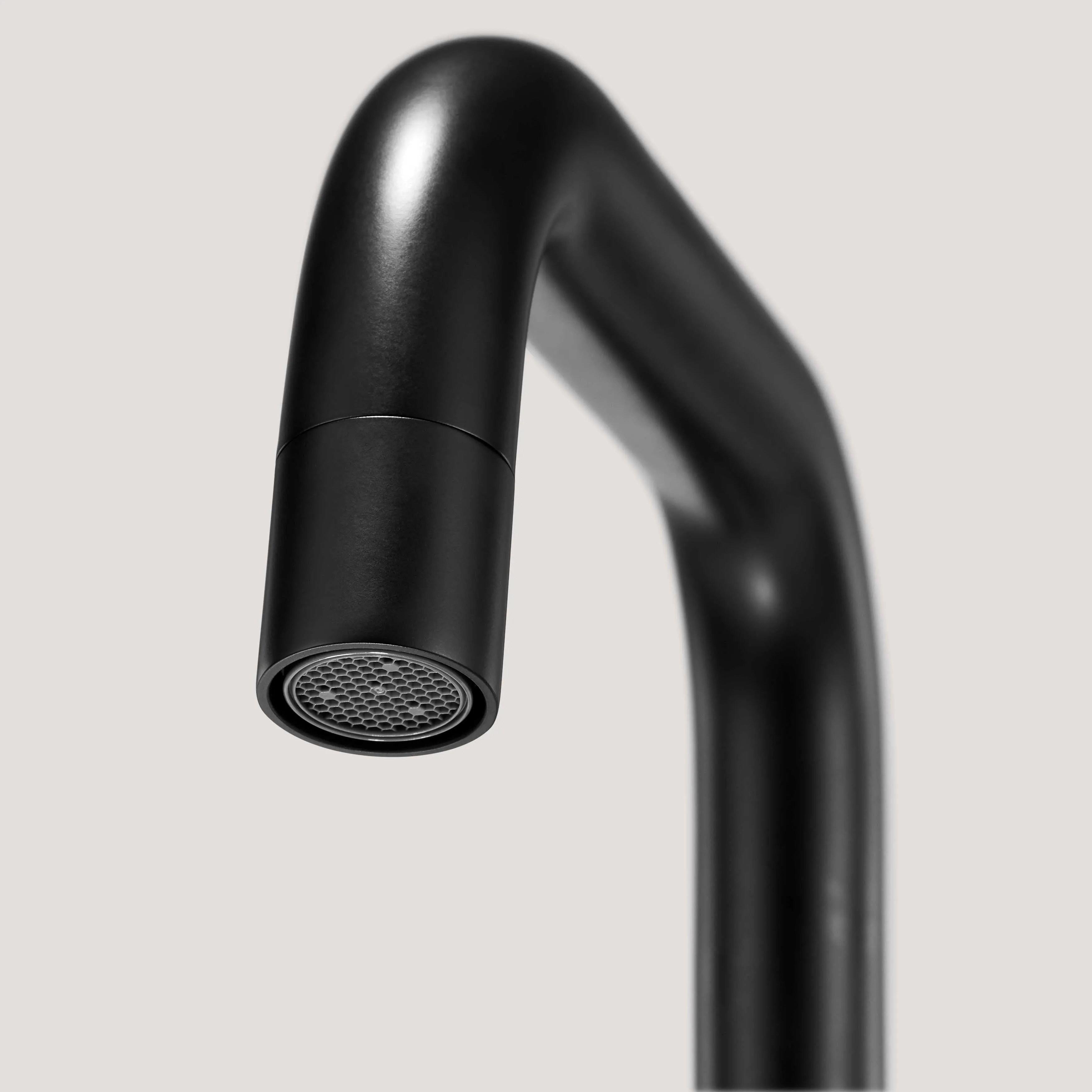 Smooth Tap Details - Black