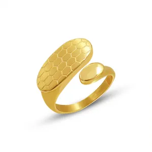 Special-Shaped Honeycomb Mesh Titanium Steel Ring with 18K Gold Accent