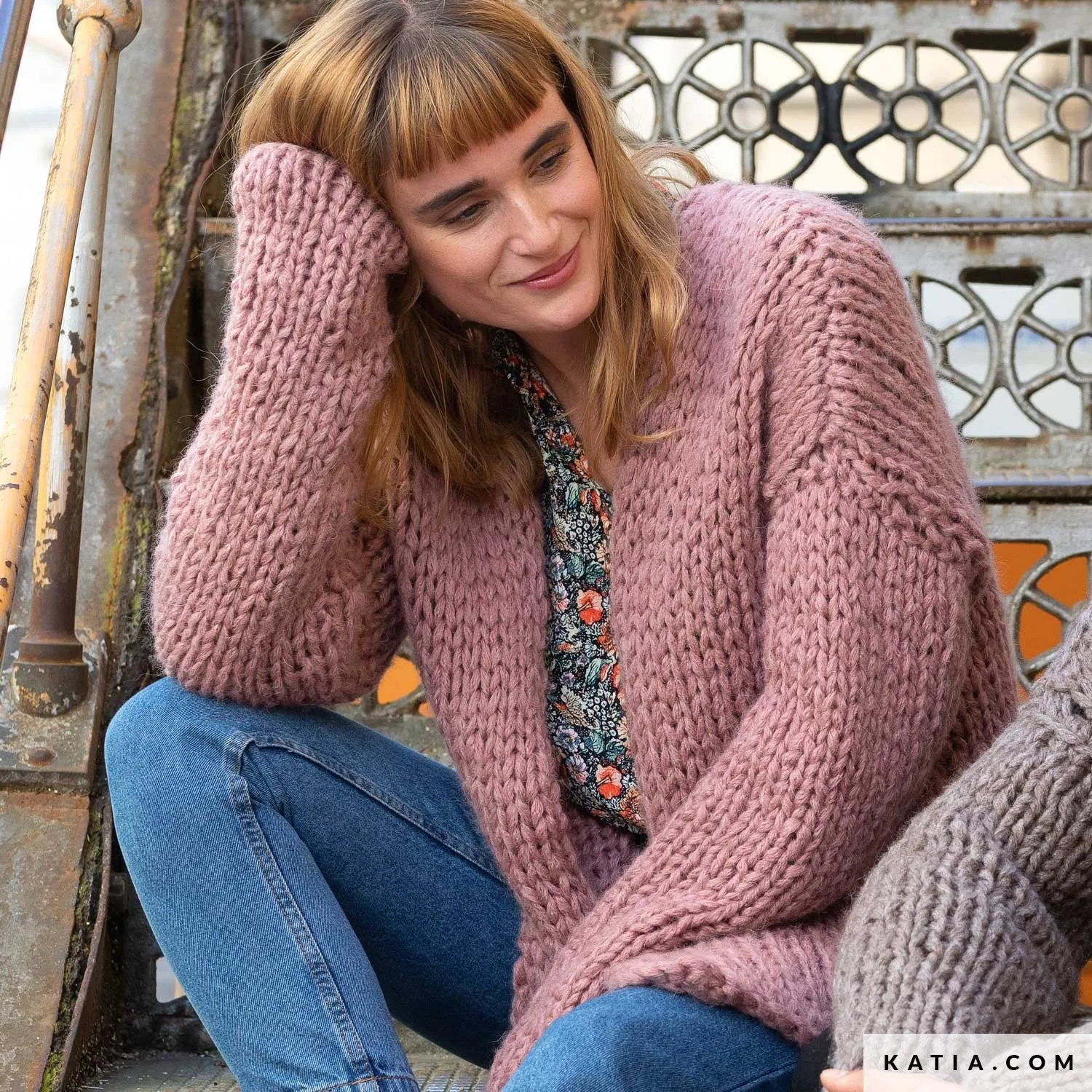 STRICK-BOX Strickjacke aus dicker Ingenious Big Wolle von Katia zum selber stricken