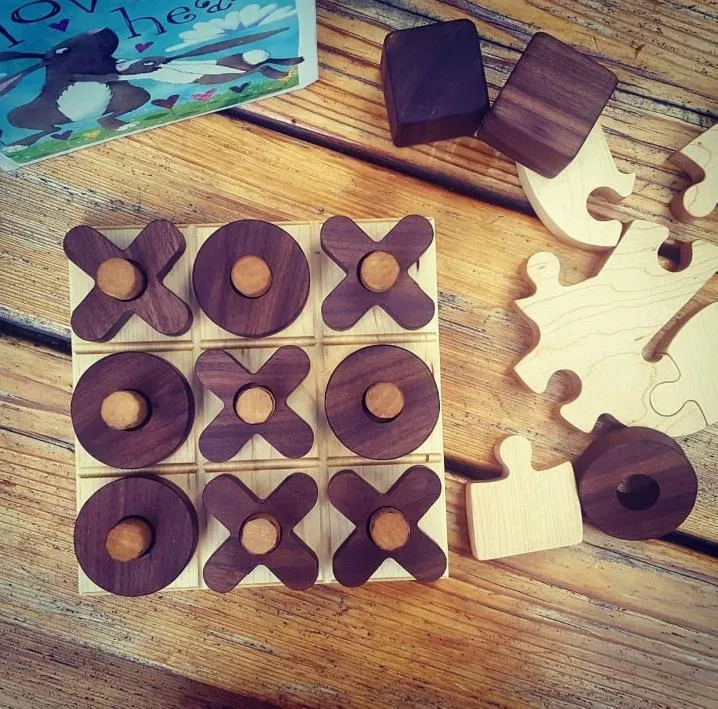 Tic Tac Toe Style Board Game